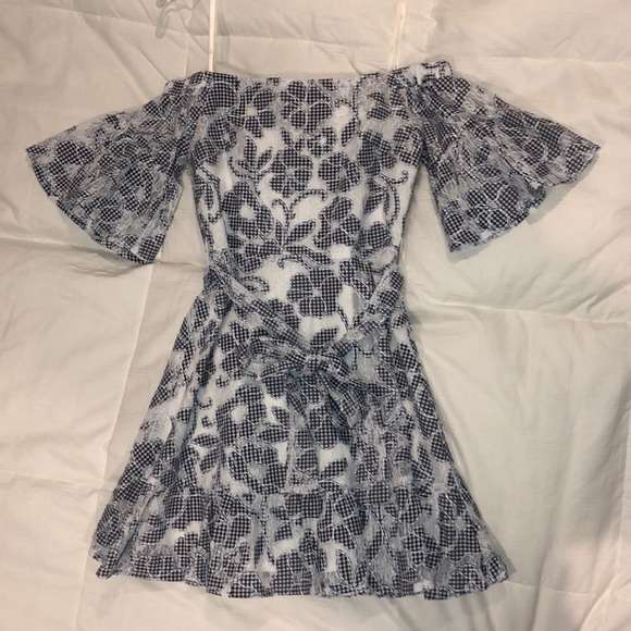NWT JOA Off The Shoulder Dress - Picture 3 of 6